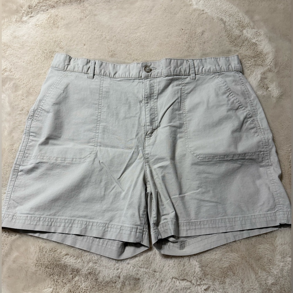 Eddie Bauer Women's Light Gray Shorts